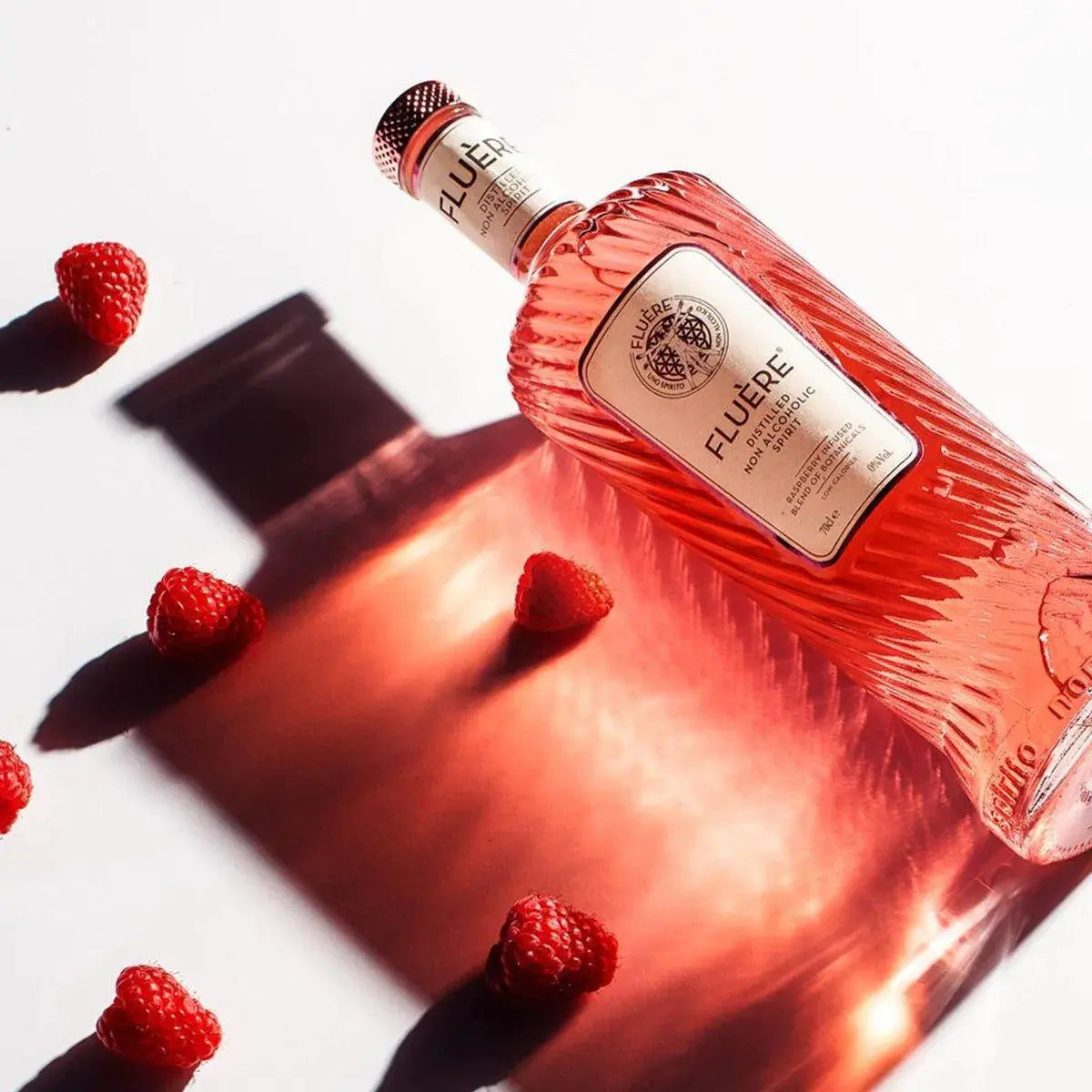 Fluere Non Alcoholic Raspberry Spirit 700ml - Booze House